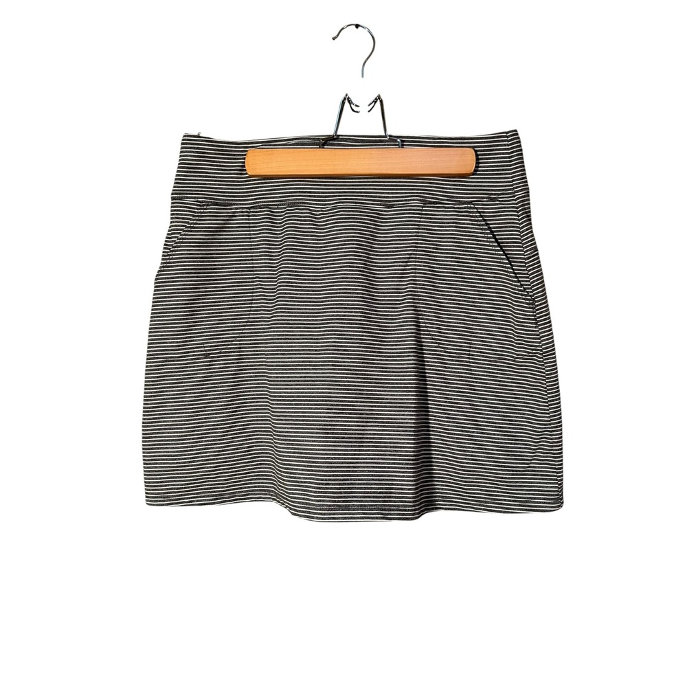 Aventura Women's Size Small Athletic Skort Skirt Shorts Dark Gray White Stripes